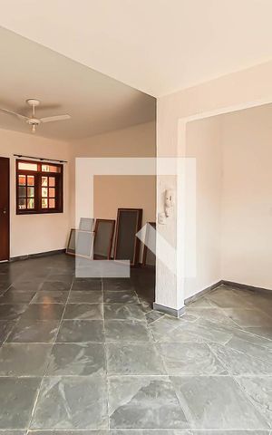 Casa de condomínio para alugar com 46m², 2 quartos e 1 vagaSala de Estar