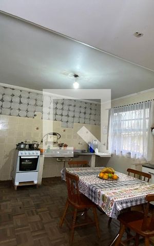 Casa para alugar com 250m², 4 quartos e 4 vagasCozinha