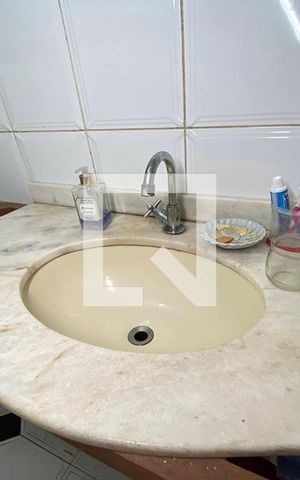 Casa para alugar com 250m², 4 quartos e 4 vagasBanheiro 3