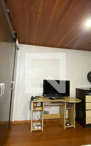 Casa para alugar com 250m², 4 quartos e 4 vagasQuarto 4 - Suíte