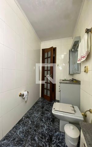 Casa para alugar com 250m², 4 quartos e 4 vagasBanheiro da Suíte