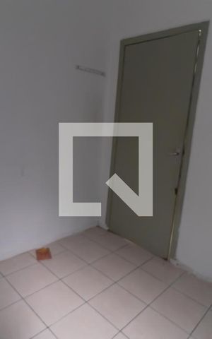 Casa para alugar com 90m², 2 quartos e 1 vagaQuarto 1
