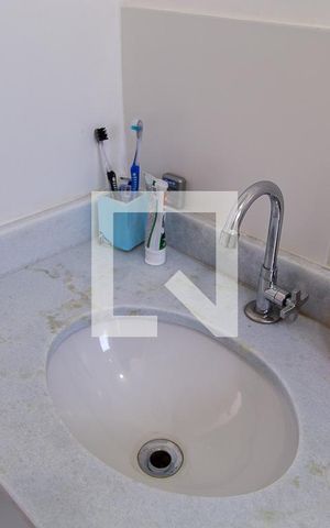 Apartamento à venda com 35m², 2 quartos e sem vagaBanheiro - Detalhe