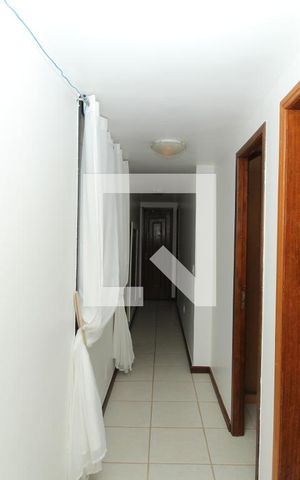 Apartamento à venda com 240m², 3 quartos e 2 vagasCorredor - Quartos