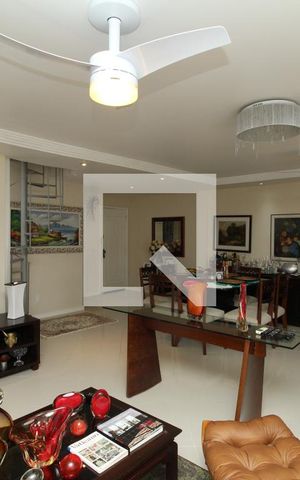 Apartamento à venda com 240m², 3 quartos e 2 vagasSala