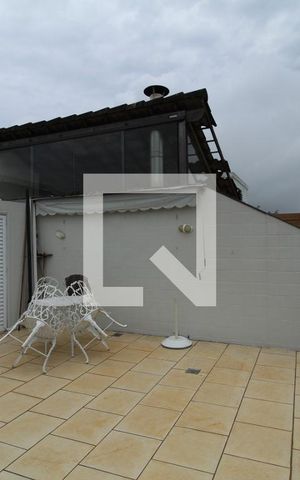 Apartamento à venda com 240m², 3 quartos e 2 vagasCobertura