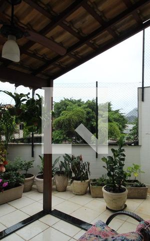 Apartamento à venda com 240m², 3 quartos e 2 vagasVaranda