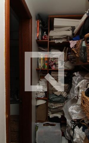Apartamento à venda com 240m², 3 quartos e 2 vagasCloset - Suíte