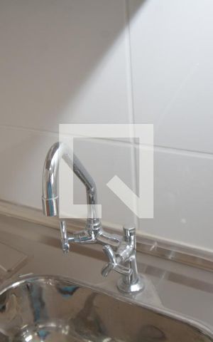 Apartamento à venda com 33m², 1 quarto e sem vagaCozinha e Área de Serviço - Torneira