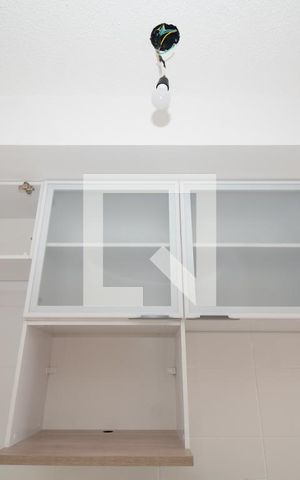 Apartamento à venda com 33m², 1 quarto e sem vagaCozinha e Área de Serviço - Armários