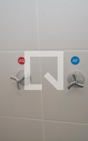 Apartamento à venda com 33m², 1 quarto e sem vagaBanheiro