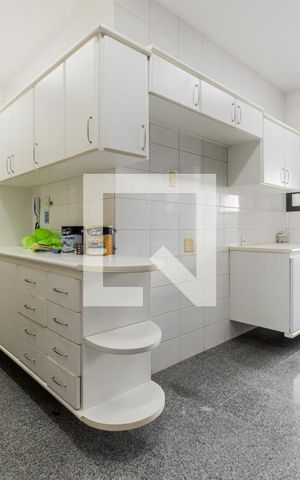 Apartamento para alugar com 114m², 3 quartos e 3 vagasCozinha