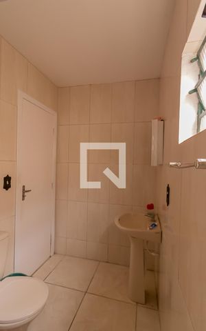 Casa à venda com 176m², 3 quartos e 1 vagaBanheiro