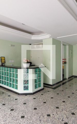 Apartamento à venda com 68m², 2 quartos e 1 vagaHall