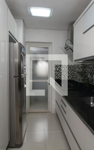 Apartamento à venda com 57m², 2 quartos e 1 vagaCozinha