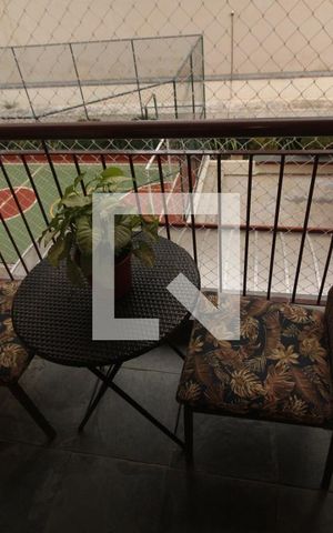Apartamento à venda com 57m², 2 quartos e 1 vagaSacada