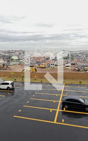 Apartamento para alugar com 42m², 2 quartos e 1 vaga Apartamento para alugar com 42m², 2 quartos e 1 vagaVista da Cozinha e Área de Serviço