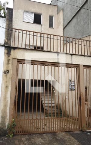 Casa à venda com 85m², 2 quartos e 3 vagasFachada