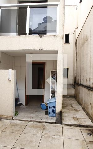 Casa à venda com 85m², 2 quartos e 3 vagasQuintal