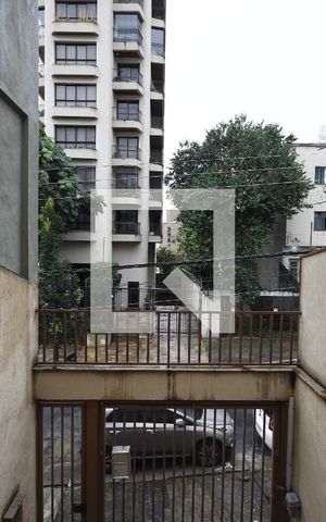 Casa à venda com 85m², 2 quartos e 3 vagasVista