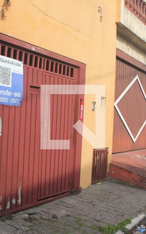 Casa à venda com 150m², 3 quartos e 8 vagasFachada