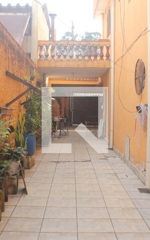 Casa à venda com 150m², 3 quartos e 8 vagasQuintal