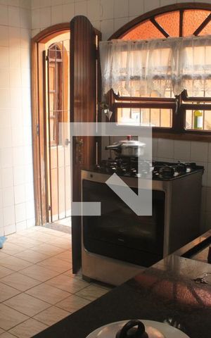 Casa à venda com 150m², 3 quartos e 8 vagasCozinha