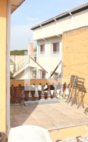 Casa à venda com 150m², 3 quartos e 8 vagasvaranda