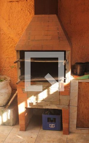 Casa à venda com 150m², 3 quartos e 8 vagasChurrasqueira