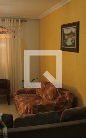 Casa à venda com 150m², 3 quartos e 8 vagasSala