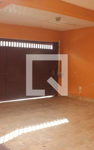 Casa à venda com 150m², 3 quartos e 8 vagasGaragem