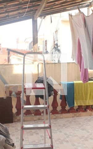 Casa à venda com 150m², 3 quartos e 8 vagasÁrea de ServiçoÁrea de Serviço