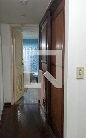 Apartamento à venda com 170m², 4 quartos e 1 vaga Apartamento à venda com 170m², 4 quartos e 1 vagaQuarto 4