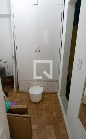 Apartamento à venda com 170m², 4 quartos e 1 vaga Apartamento à venda com 170m², 4 quartos e 1 vagaQuarto de Serviço