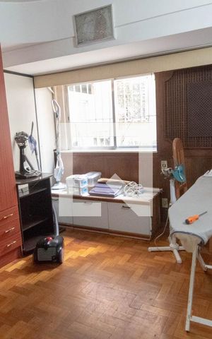 Apartamento à venda com 170m², 4 quartos e 1 vaga Apartamento à venda com 170m², 4 quartos e 1 vagaQuarto 3