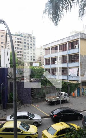 Apartamento à venda com 170m², 4 quartos e 1 vaga Apartamento à venda com 170m², 4 quartos e 1 vagaVista da Rua
