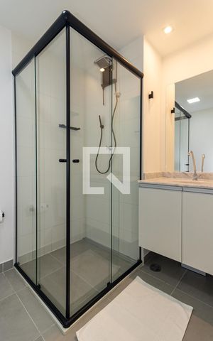 Studio à venda com 27m², 1 quarto e sem vaga Studio à venda com 27m², 1 quarto e sem vagaBanheiro