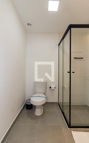 Studio à venda com 27m², 1 quarto e sem vaga Studio à venda com 27m², 1 quarto e sem vagaBanheiro