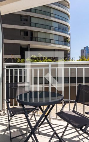 Studio à venda com 27m², 1 quarto e sem vaga Studio à venda com 27m², 1 quarto e sem vagaVaranda