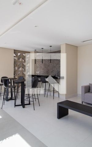 Apartamento à venda com 45m², 2 quartos e 1 vaga Apartamento à venda com 45m², 2 quartos e 1 vagaÁrea comum - Salão de festas