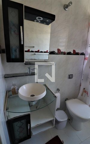 Casa à venda com 180m², 4 quartos e 2 vagasBanheiro