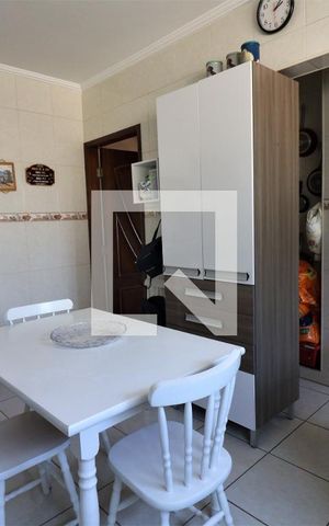 Casa à venda com 180m², 4 quartos e 2 vagasCozinha