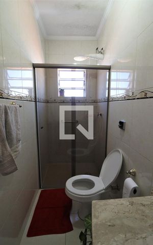 Casa à venda com 180m², 4 quartos e 2 vagasSuíte 1
