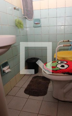 Casa à venda com 280m², 4 quartos e 2 vagasBanheiro 3