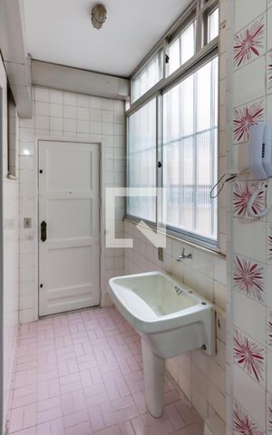Apartamento para alugar com 120m², 3 quartos e 1 vagaÁrea de Serviço