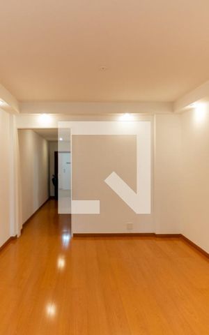 Apartamento para alugar com 120m², 3 quartos e 1 vagaSala