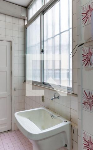 Apartamento para alugar com 120m², 3 quartos e 1 vagaÁrea de Serviço