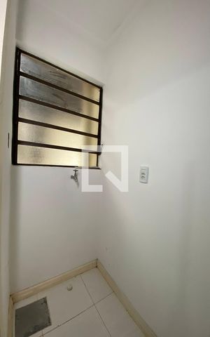 Apartamento para alugar com 80m², 2 quartos e sem vagaCozinha e Área de Serviço