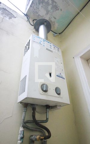 Casa à venda com 180m², 4 quartos e 2 vagasaquecedor
