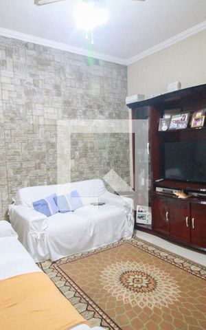 Casa à venda com 180m², 4 quartos e 2 vagassala casa 2